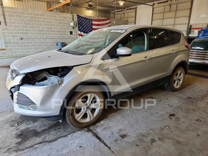 2016 Ford ESCAPE photo