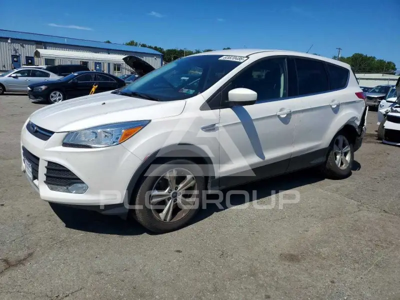 2016 Ford ESCAPE photo