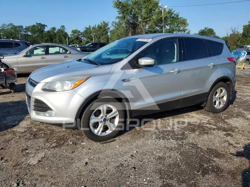 2016 Ford ESCAPE photo