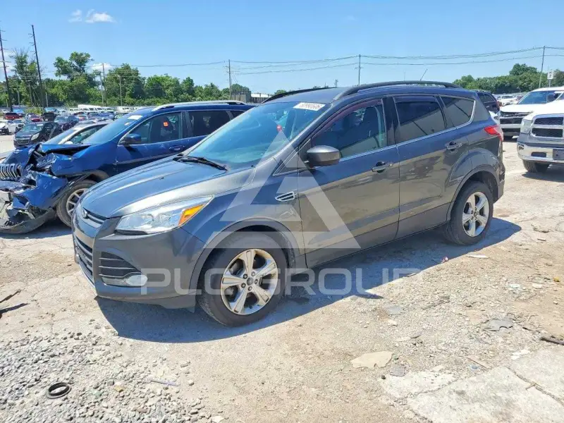 2016 Ford ESCAPE photo