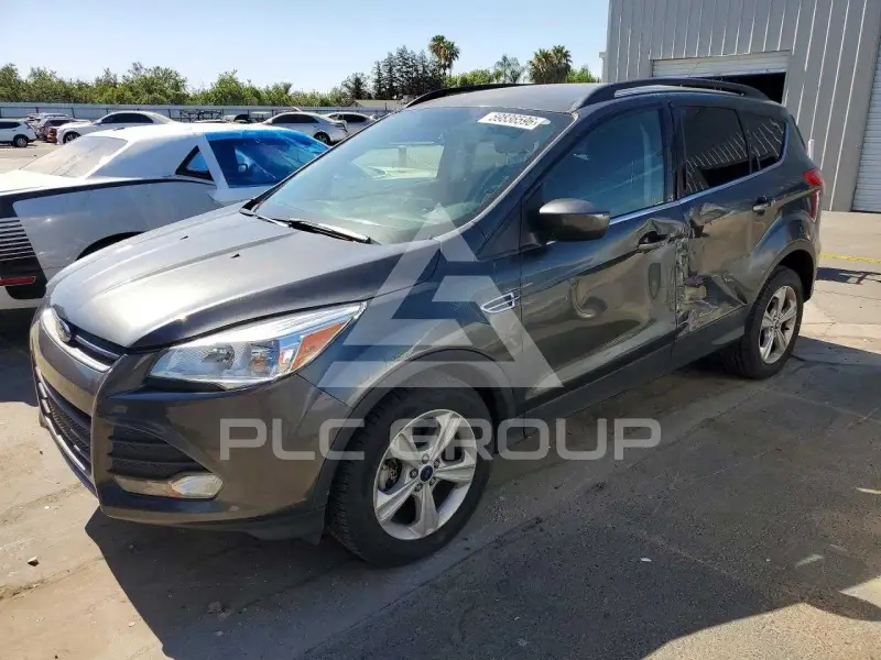 2016 Ford ESCAPE photo