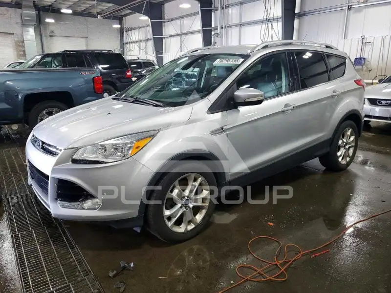 2016 Ford ESCAPE photo