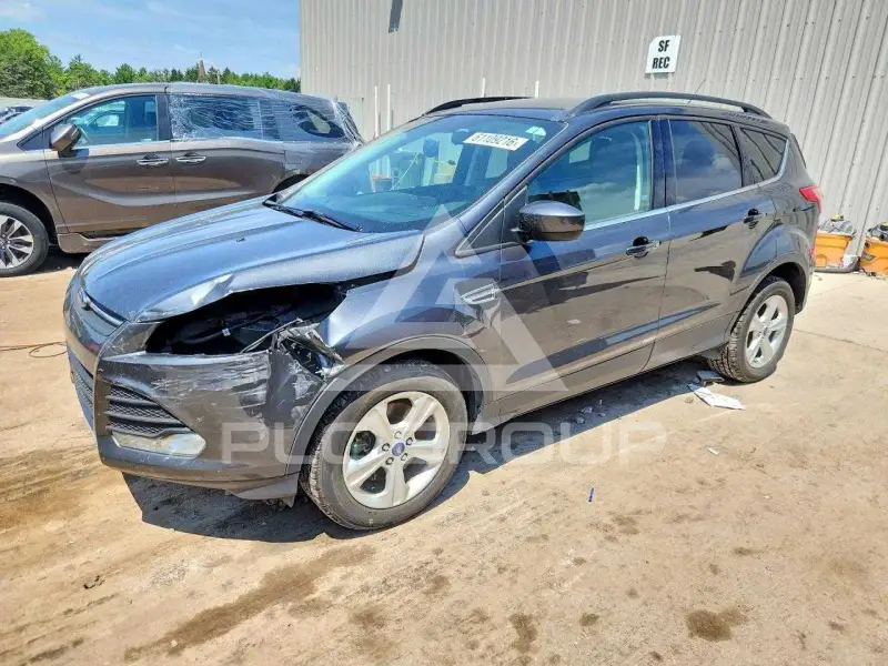 2016 Ford ESCAPE photo