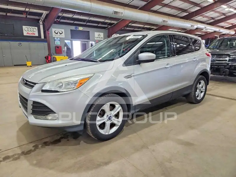 2016 Ford ESCAPE photo