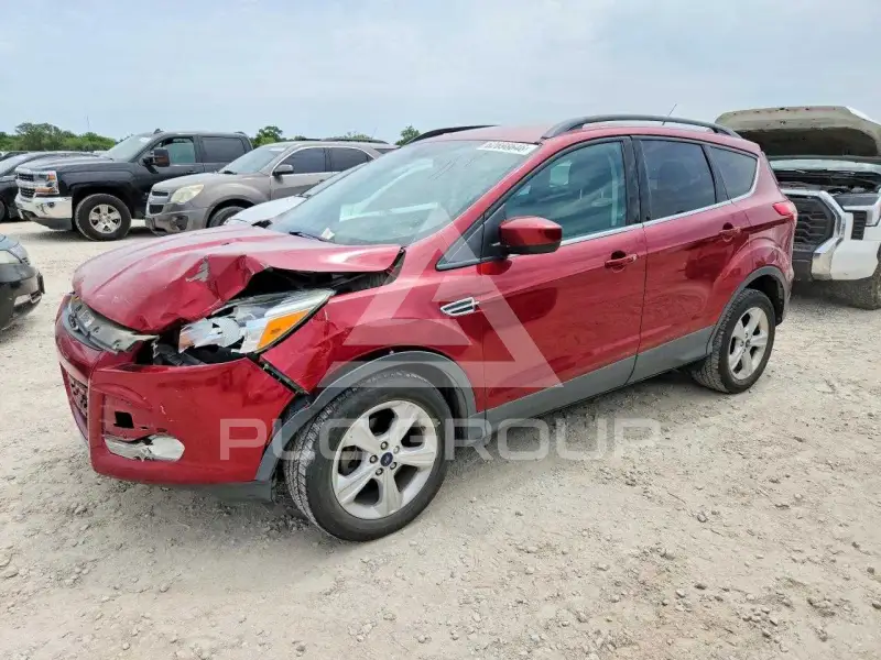 2016 Ford ESCAPE photo