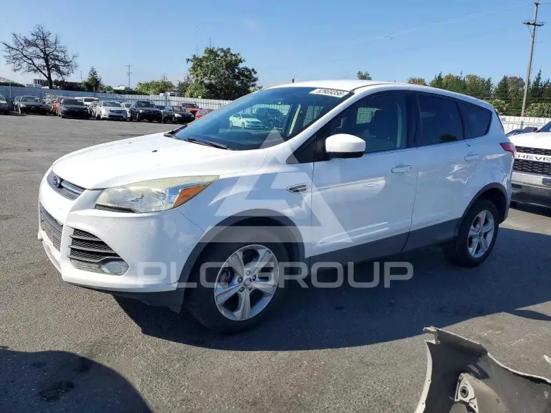 2016 Ford ESCAPE photo