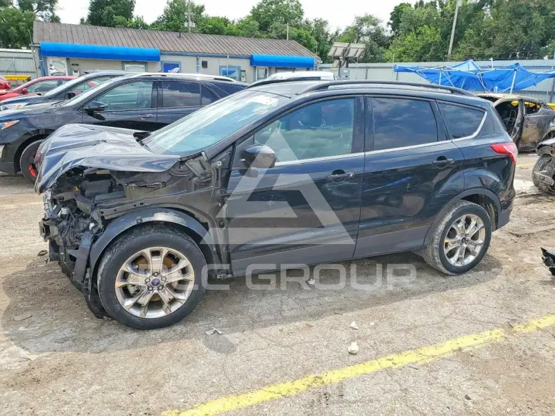 2016 Ford ESCAPE photo