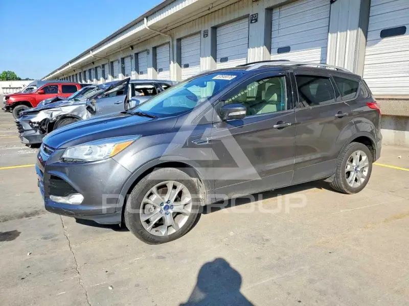 2016 Ford ESCAPE photo