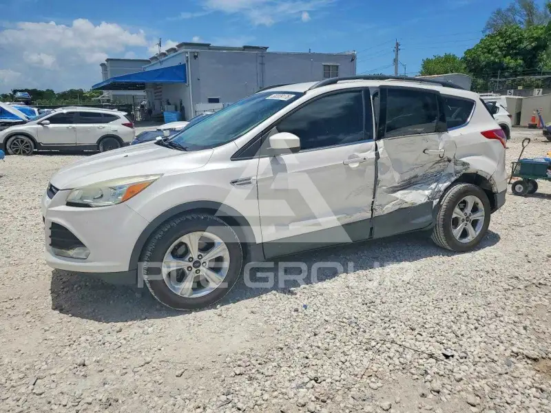 2016 Ford ESCAPE фото