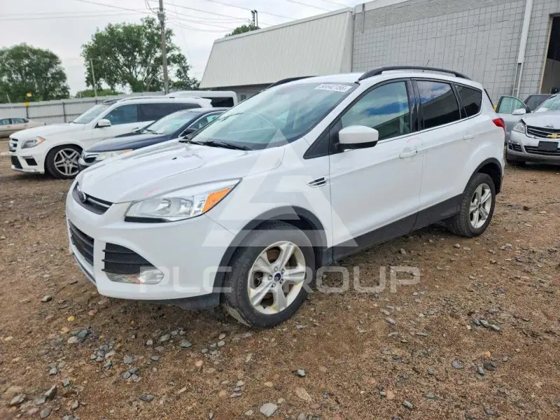 2016 Ford ESCAPE photo
