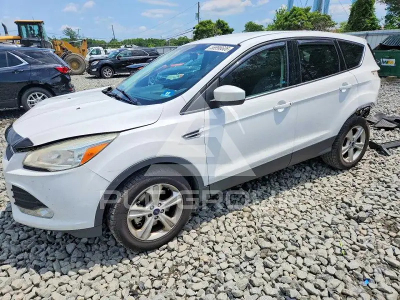 2016 Ford ESCAPE photo