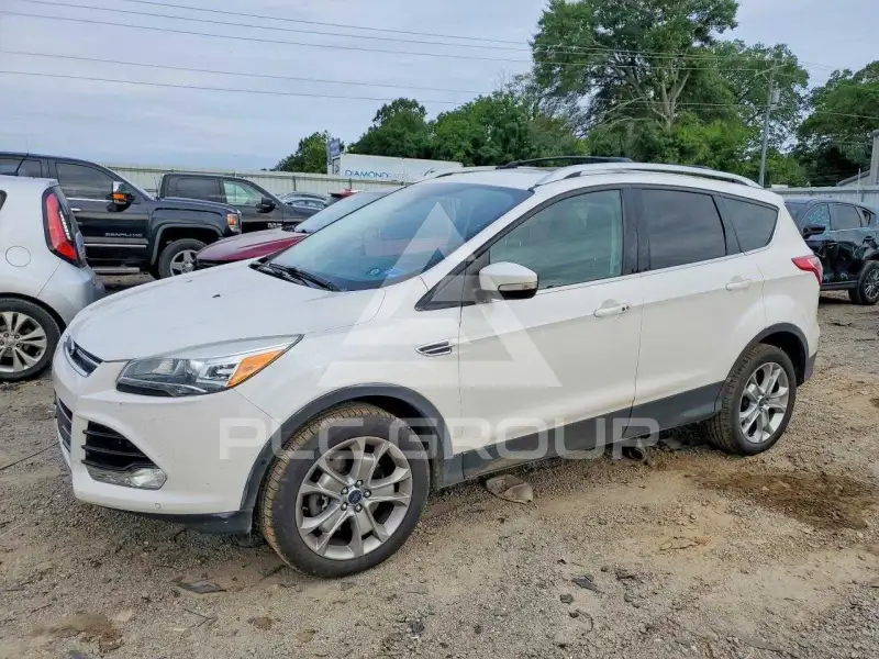 2016 Ford ESCAPE photo