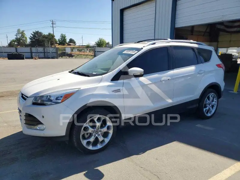 2016 Ford ESCAPE photo