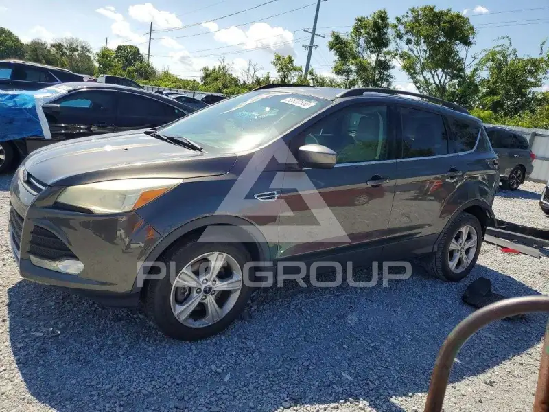 2016 Ford ESCAPE photo