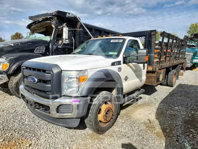 2016 Ford F-550 фото