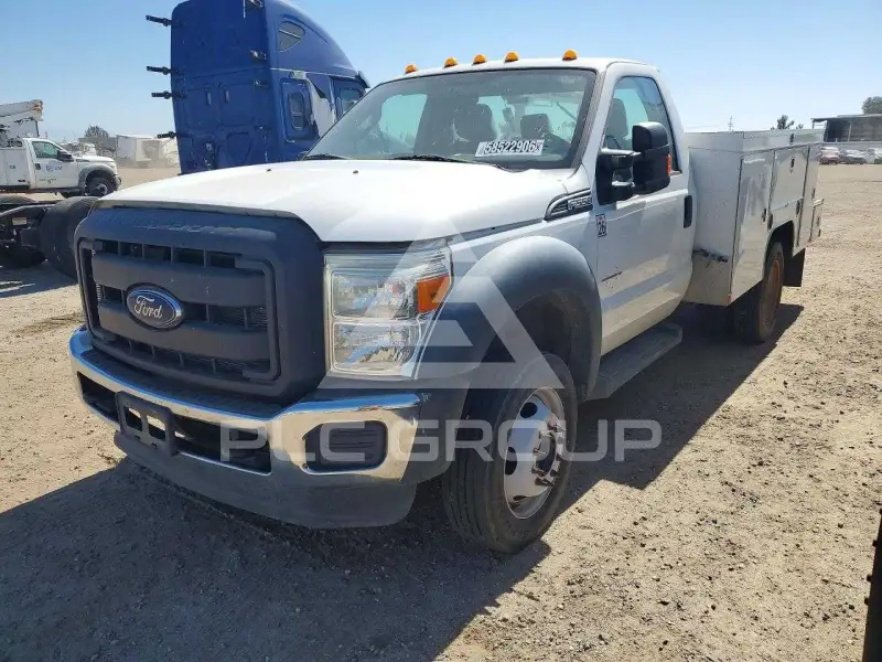 2016 Ford F-550 фото
