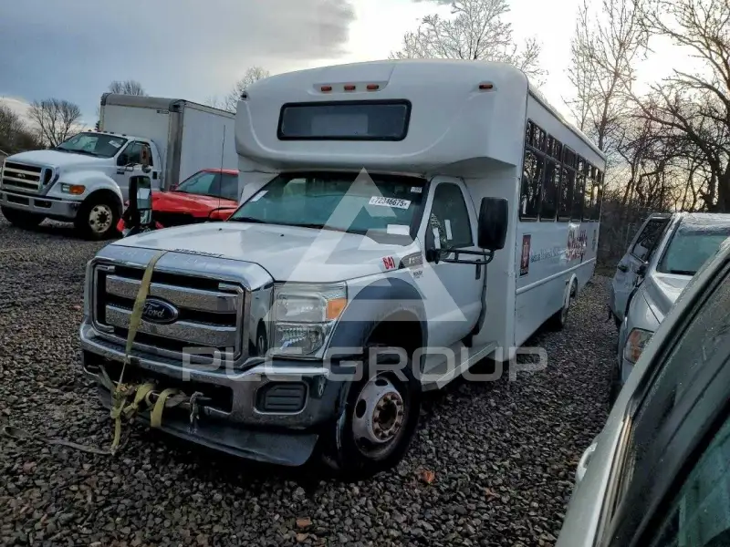 2016 Ford F-550 фото