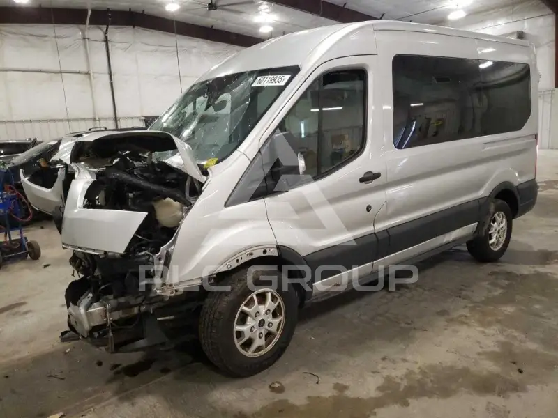 2016 Ford TRANSIT photo
