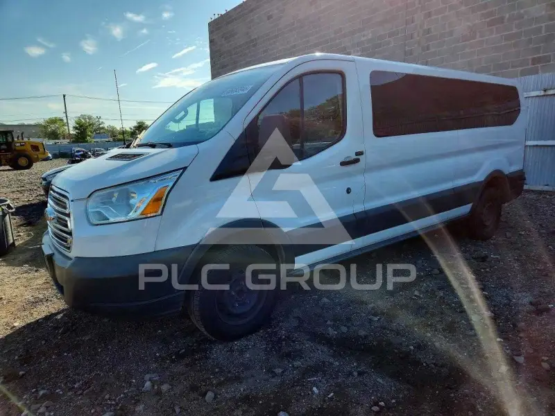 2016 Ford TRANSIT photo