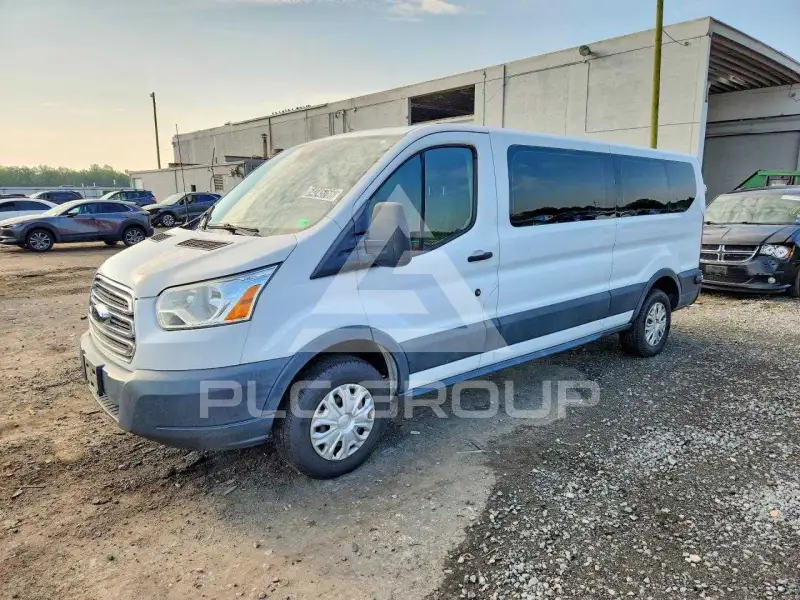 2016 Ford TRANSIT photo