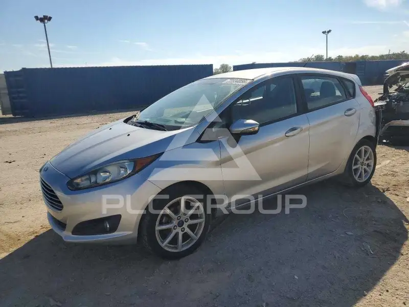 2016 Ford FIESTA фото
