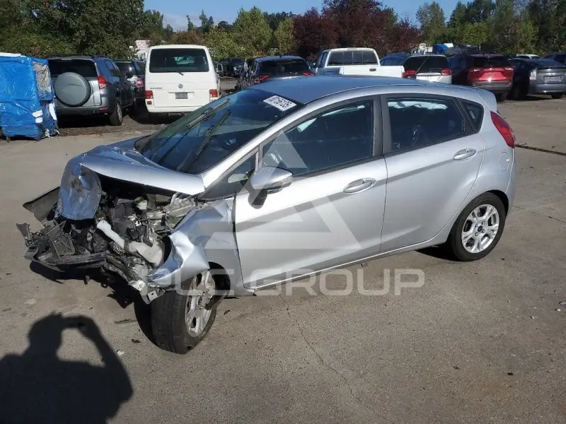2016 Ford FIESTA фото