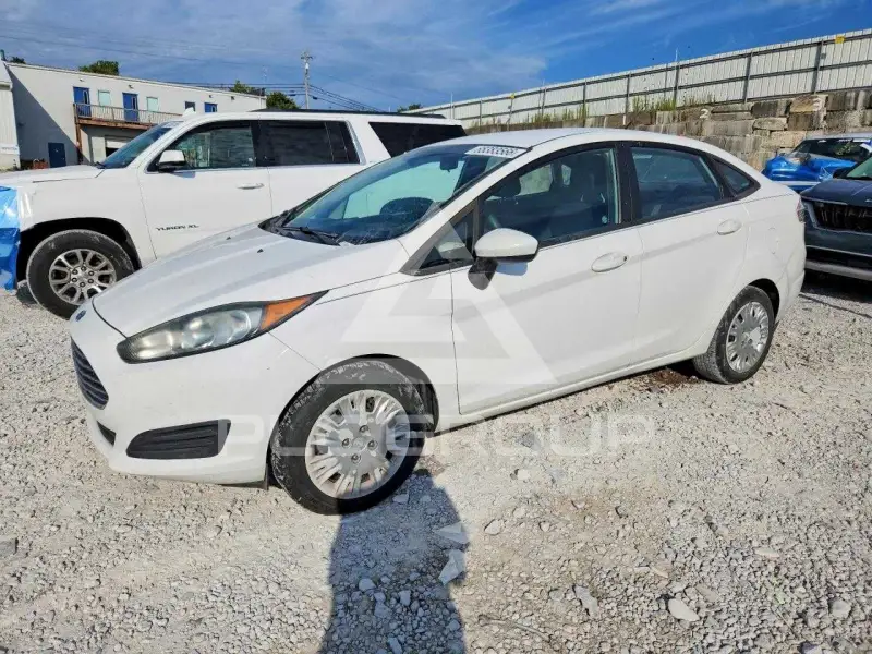 2016 Ford FIESTA фото