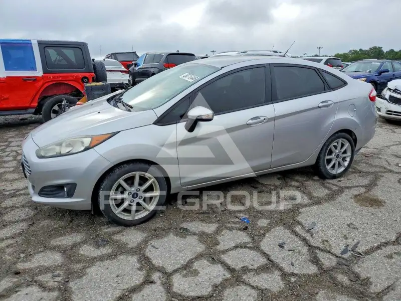 2016 Ford FIESTA фото