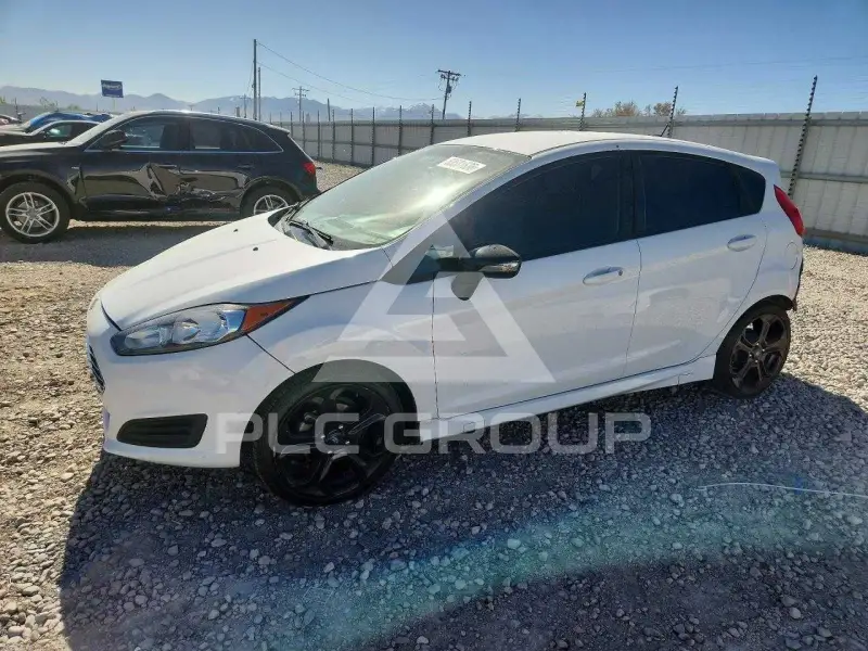 2016 Ford FIESTA photo