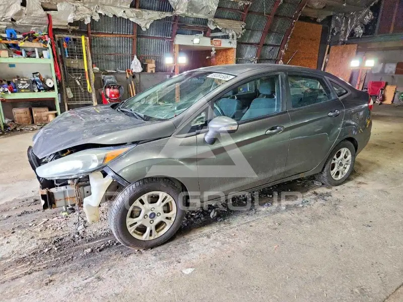 2016 Ford FIESTA фото