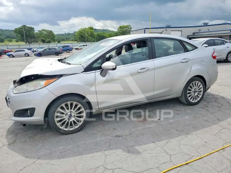 2016 Ford FIESTA фото