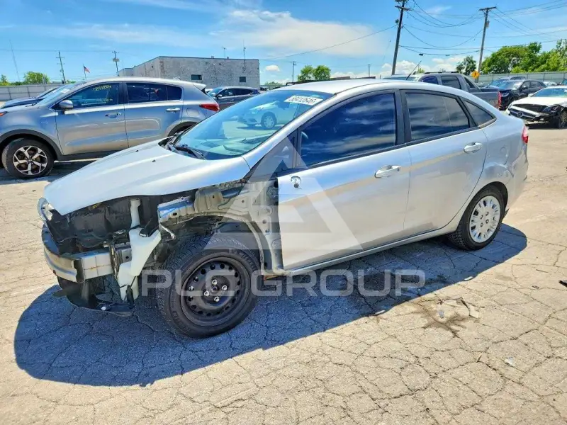 2016 Ford FIESTA фото