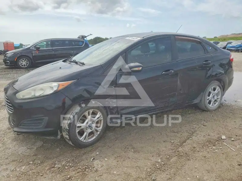 2016 Ford FIESTA фото