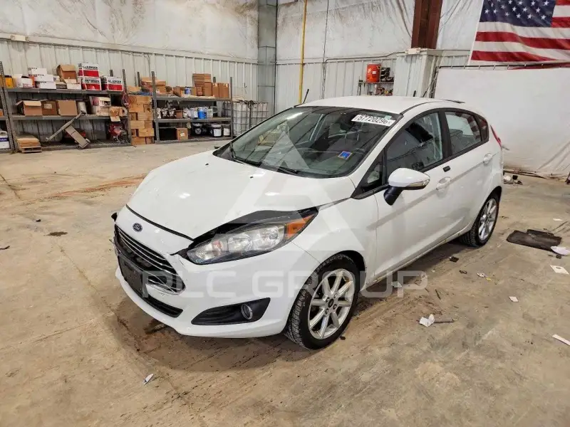 2016 Ford FIESTA фото