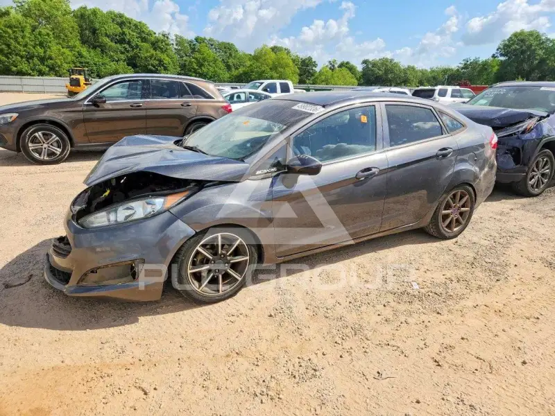 2016 Ford FIESTA photo