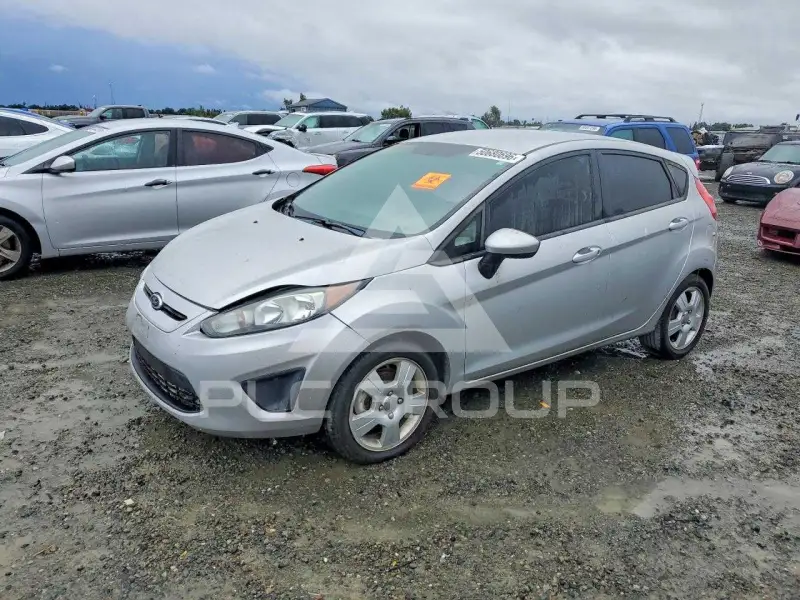2016 Ford FIESTA фото