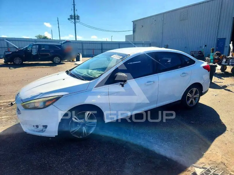 2016 Ford FOCUS фото