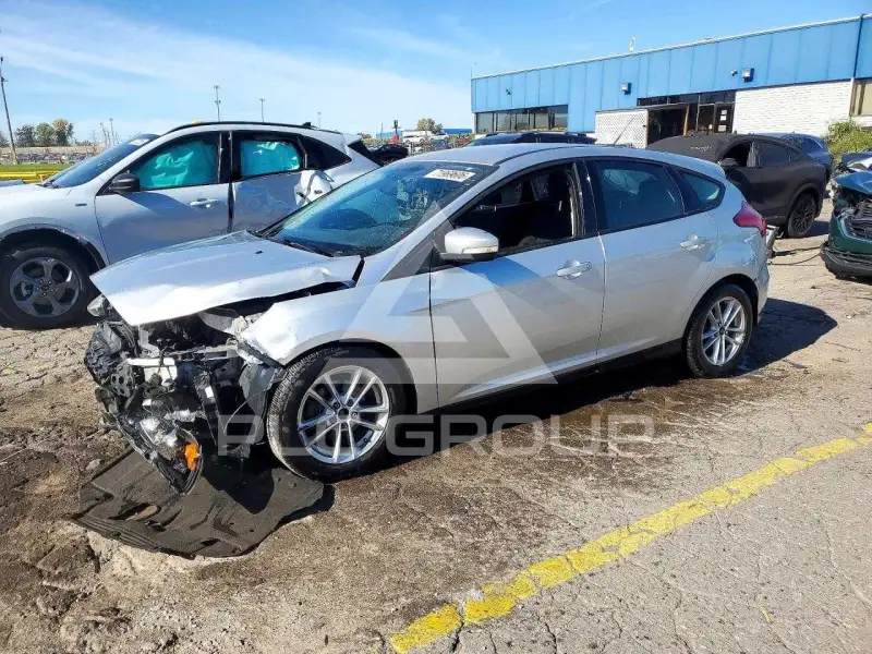 2016 Ford FOCUS фото