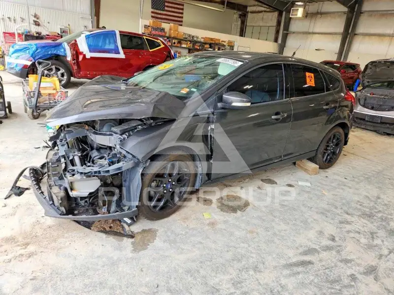 2016 Ford FOCUS фото