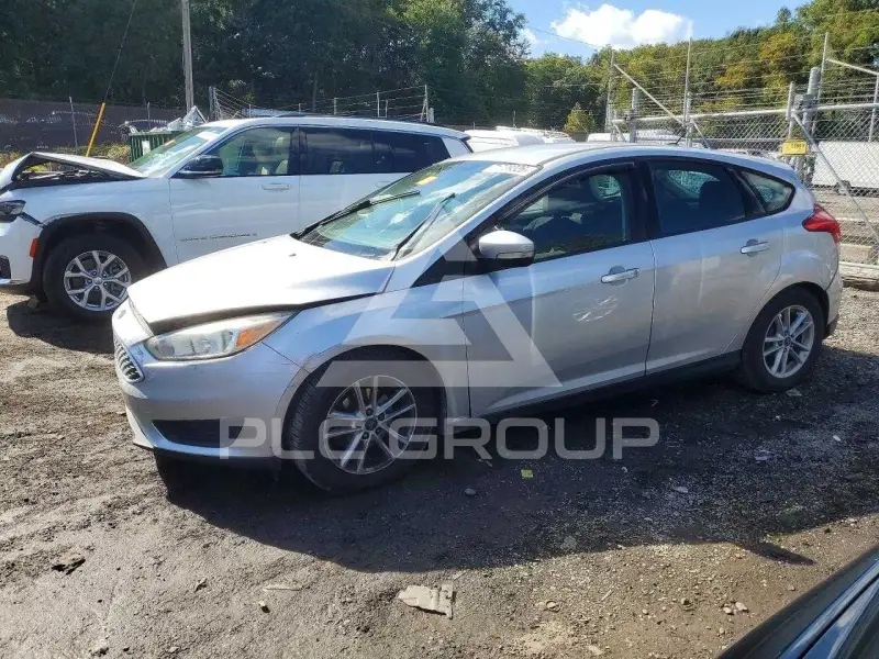 2016 Ford FOCUS фото