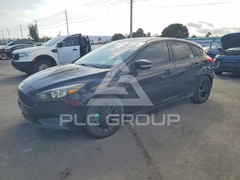 2016 Ford FOCUS фото