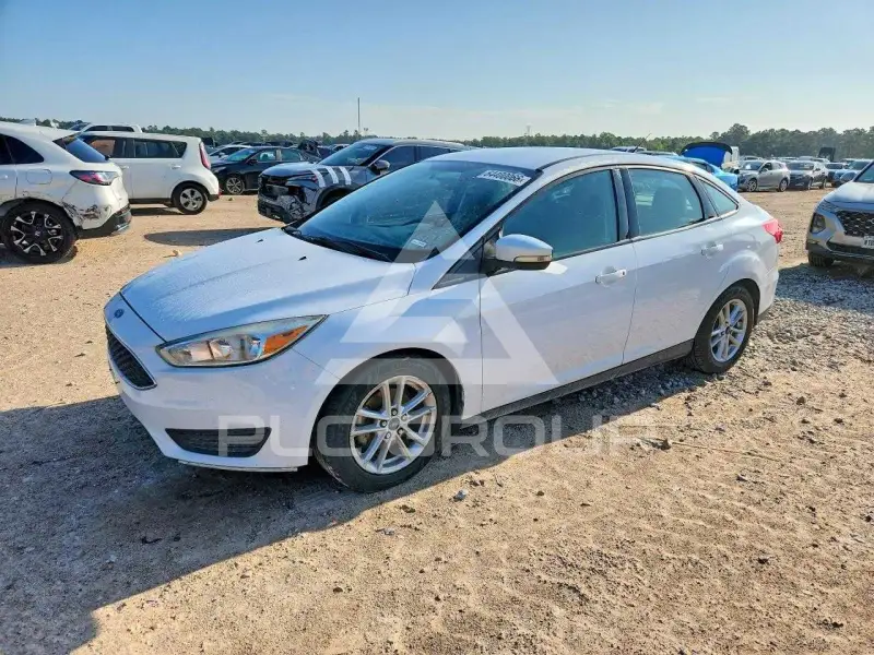 2016 Ford FOCUS photo