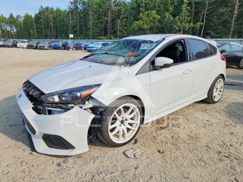 2016 Ford FOCUS фото