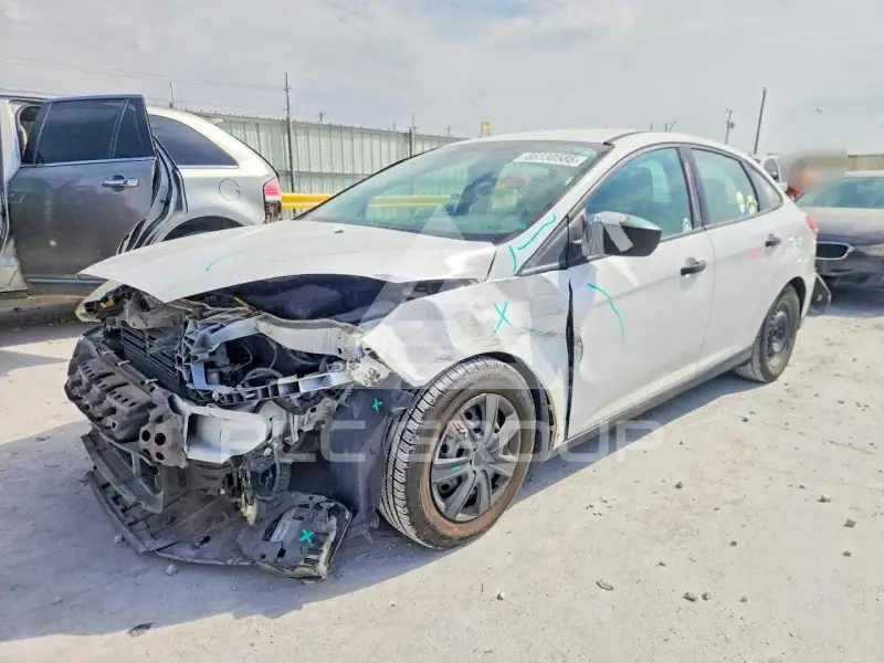 2016 Ford FOCUS photo