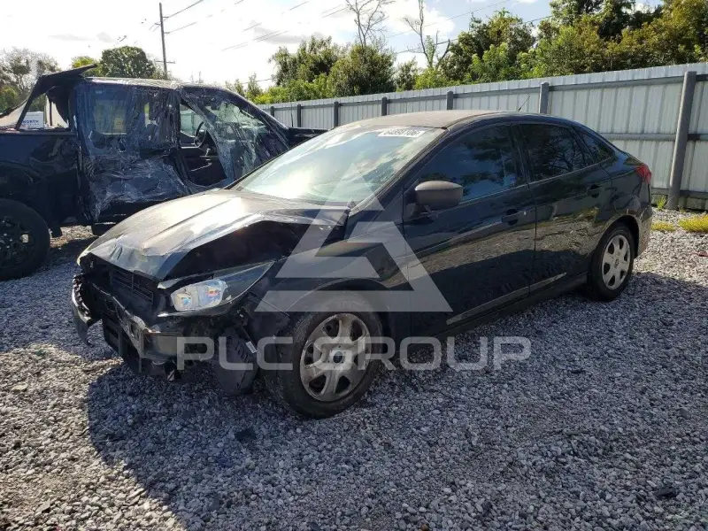 2016 Ford FOCUS photo