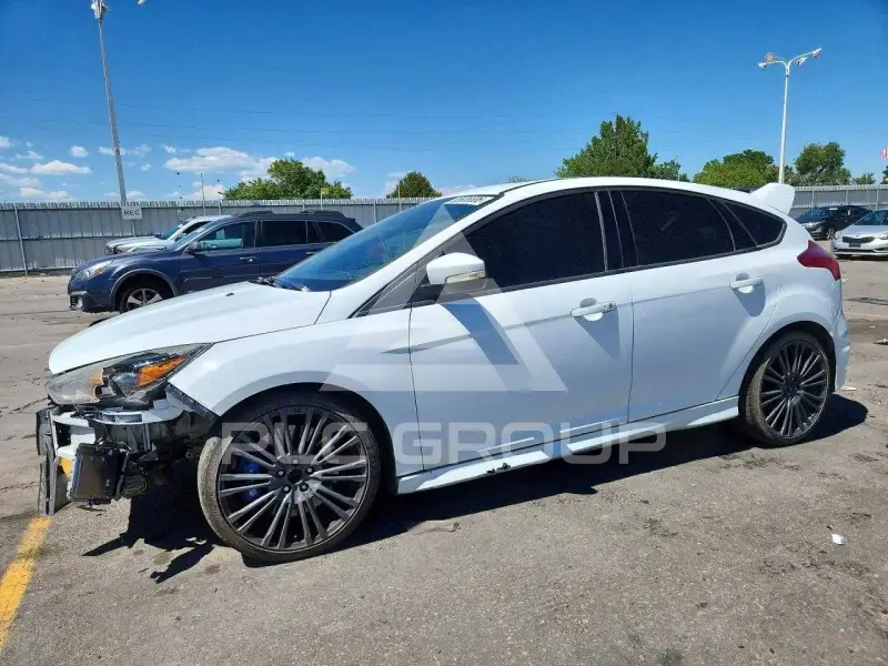 2016 Ford FOCUS фото