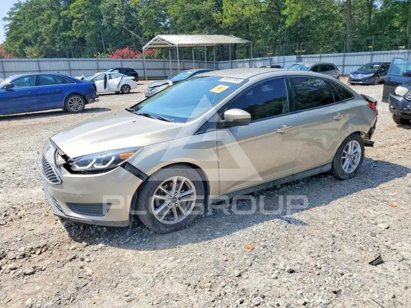 2016 Ford FOCUS фото