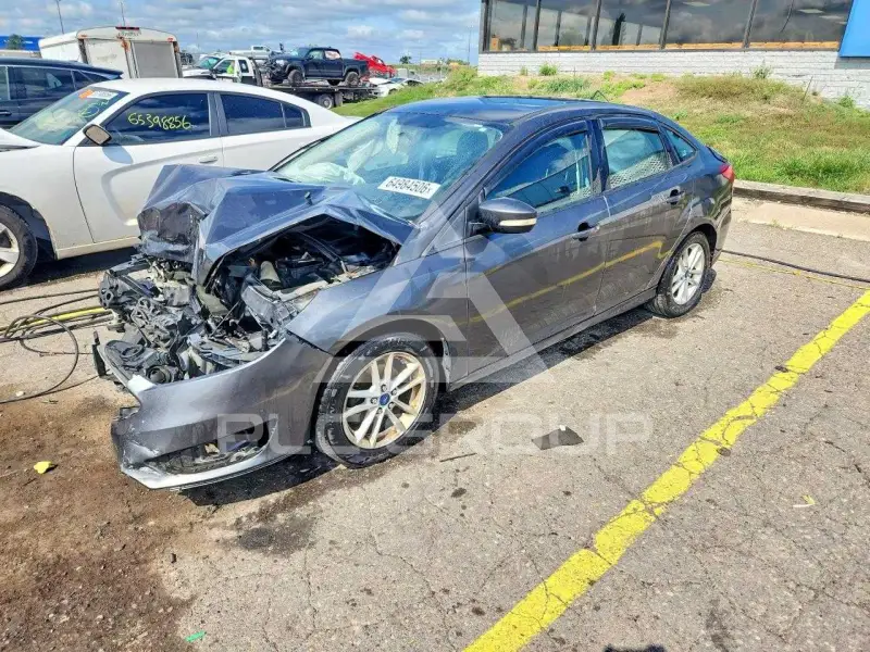 2016 Ford FOCUS фото