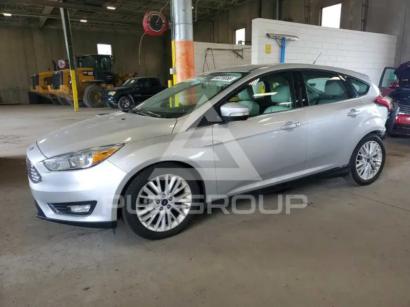 2016 Ford FOCUS фото
