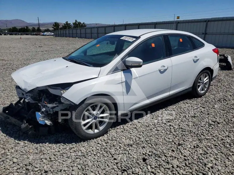 2016 Ford FOCUS фото